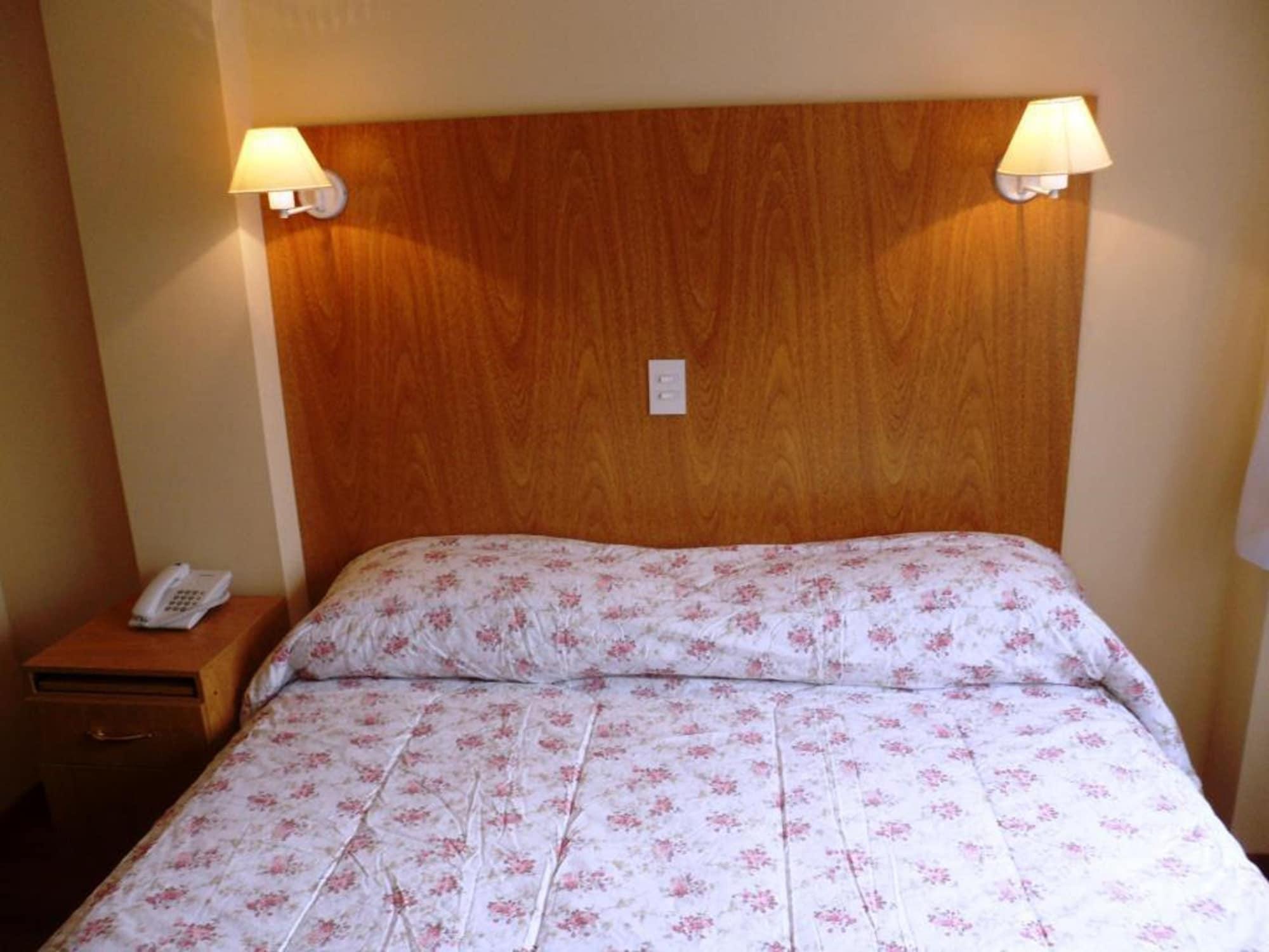 Juramento De Lealtad Townhouse 3* Ciudad Autónoma de Buenos Aires