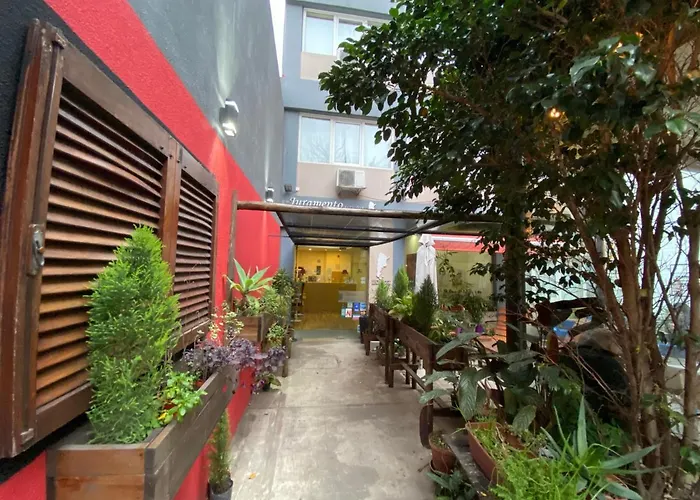 Juramento De Lealtad Townhouse Hotel