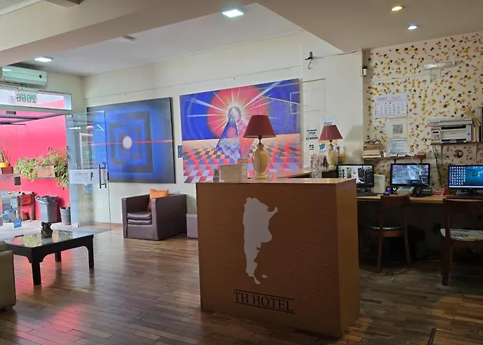 Juramento De Lealtad Townhouse Hotel